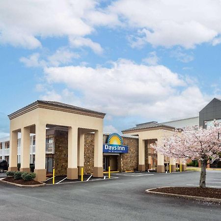 Days Inn By Wyndham Charlottesville/University Area Ngoại thất bức ảnh