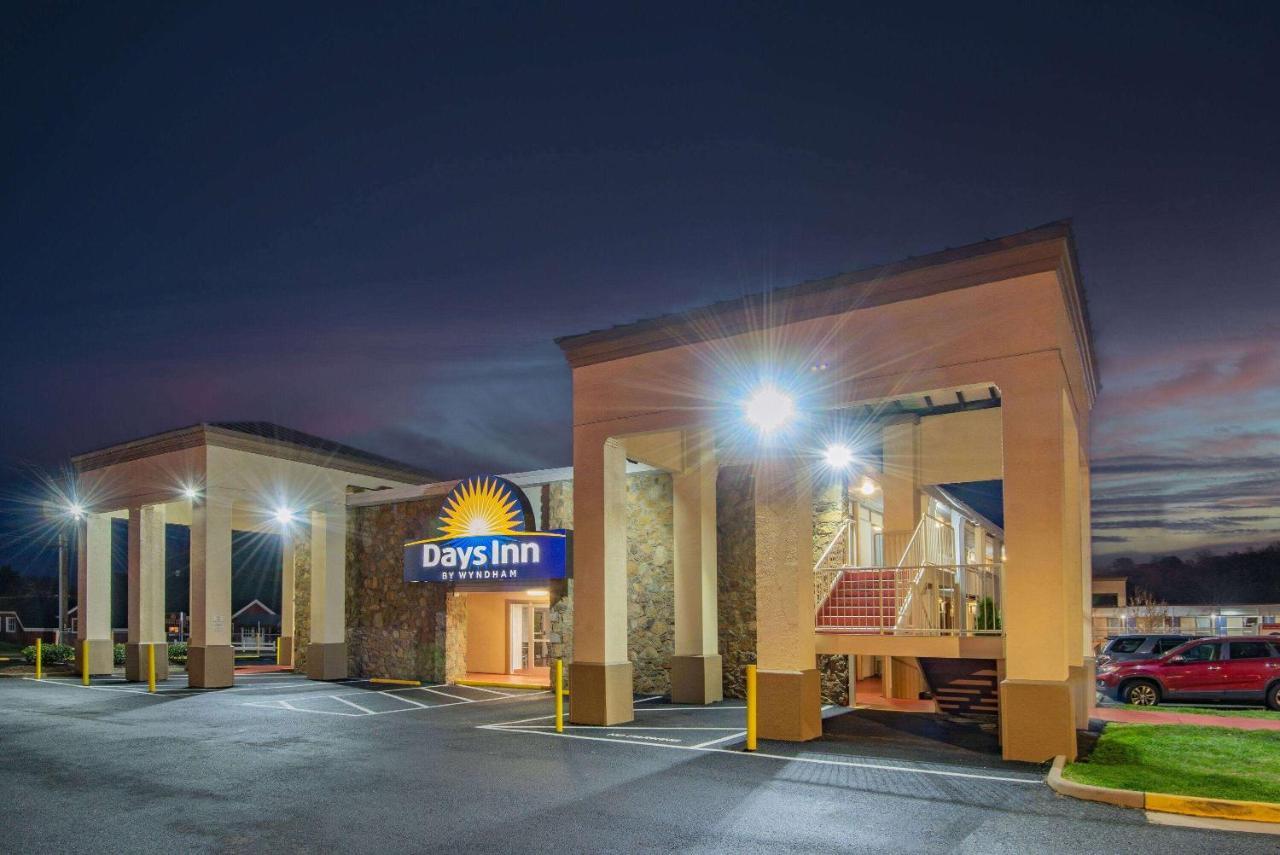 Days Inn By Wyndham Charlottesville/University Area Ngoại thất bức ảnh